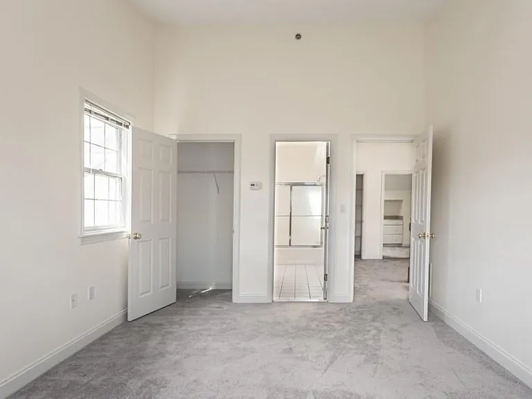 Briar Glen Village — Photo 25