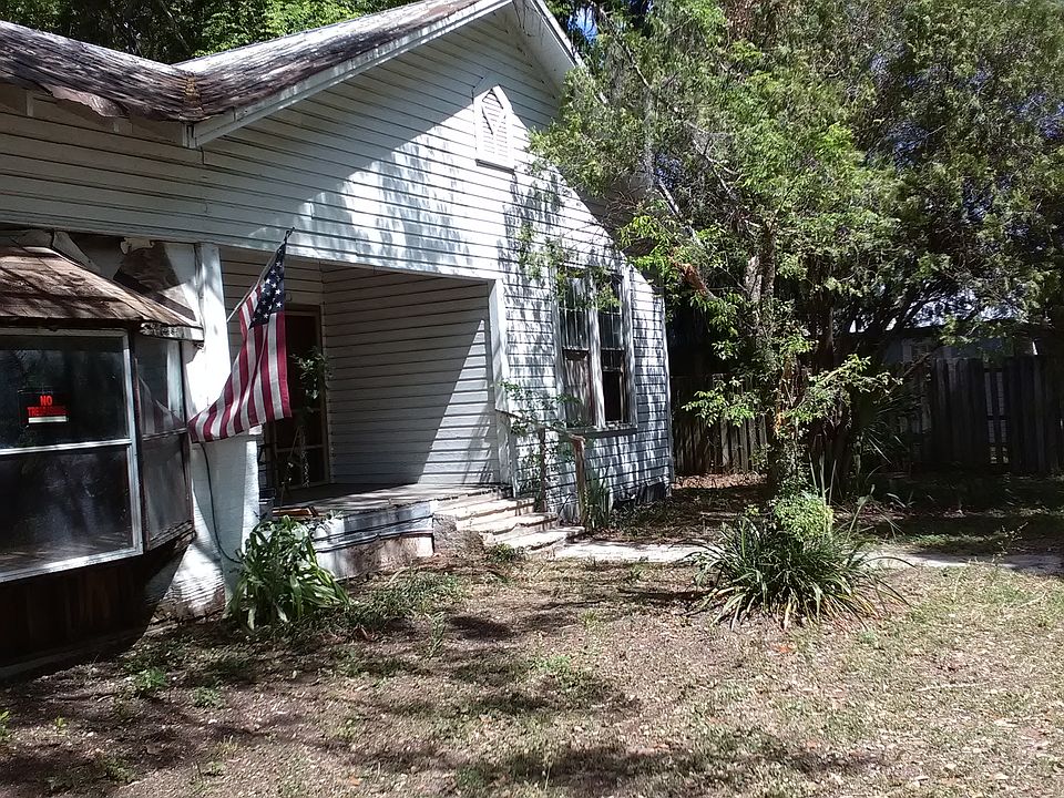 1st image of 18 SE 2nd Ave