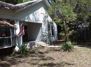 18 SE 2nd Ave, Williston, FL 32696