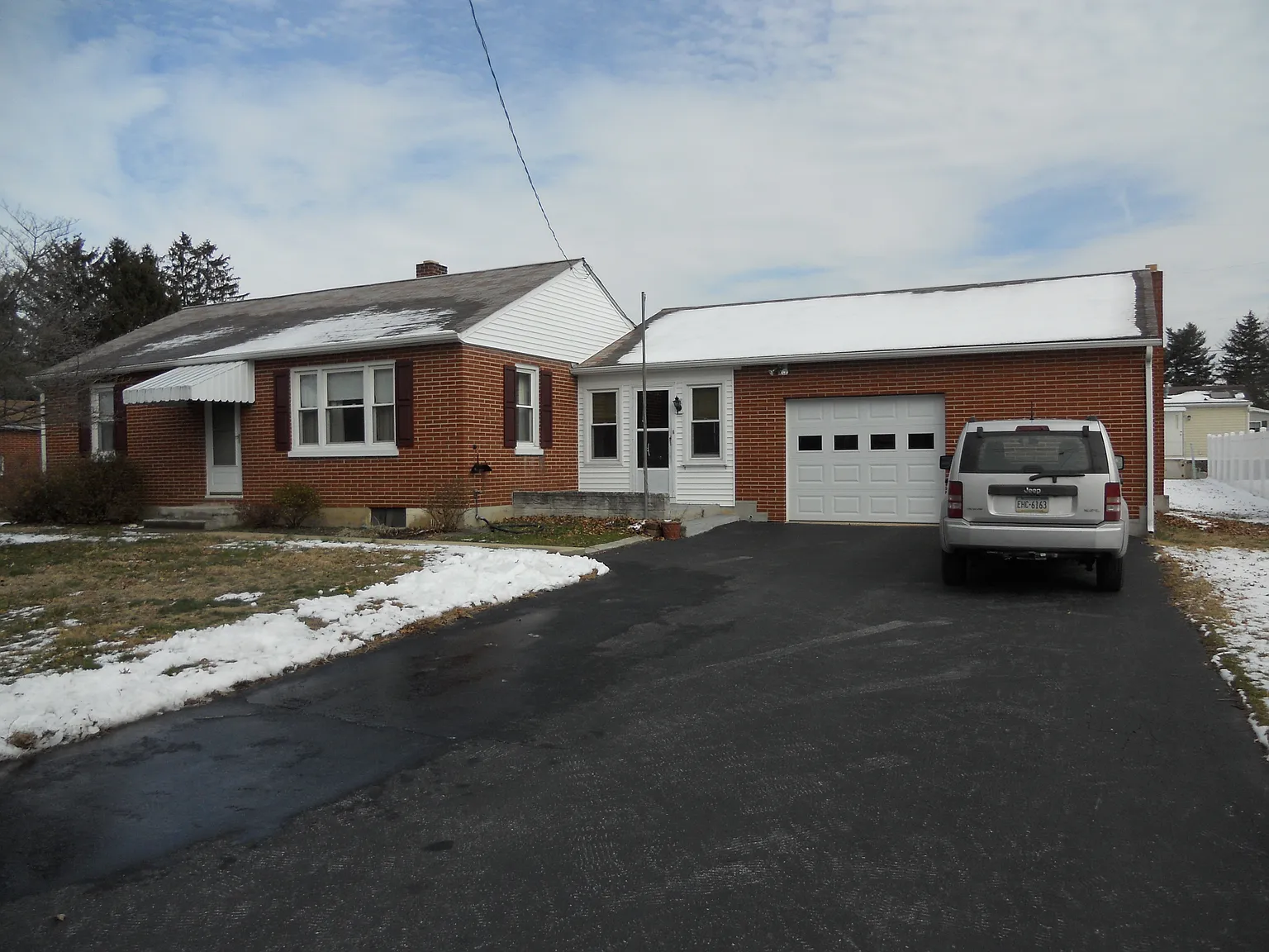 9 Park Circle Dr photo 1