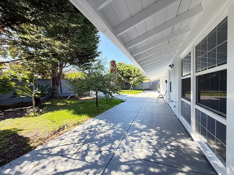 8862 La Jolla Scenic Dr N — Photo 20