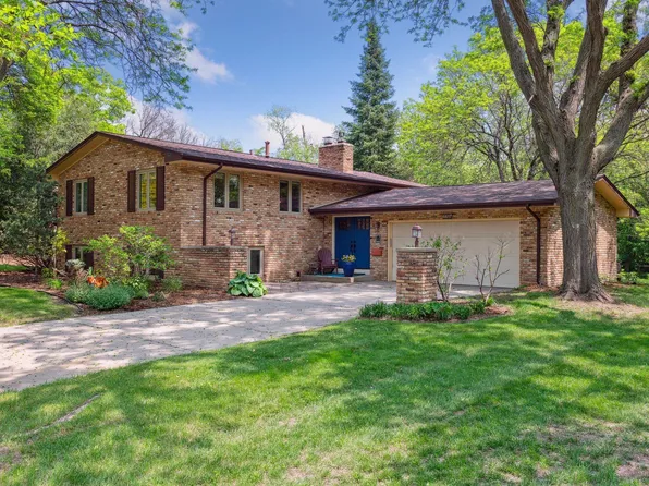 6617 Cahill Rd, Edina, MN 55439