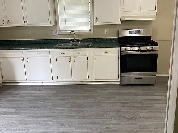 5th image of 622 Exey Dr