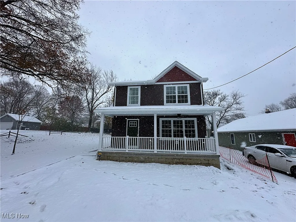 753 Mineral Springs Ave photo 1