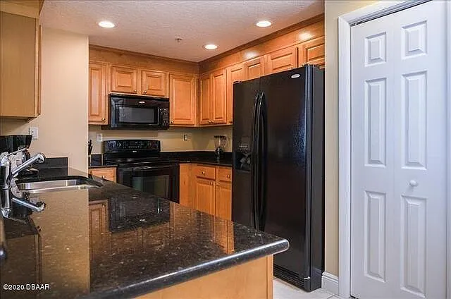 3799 S Atlantic Ave #506 — Photo 8