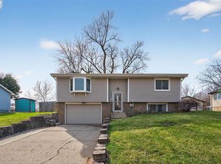 680 S Hickory Blvd, Pleasant Hill, IA 50327