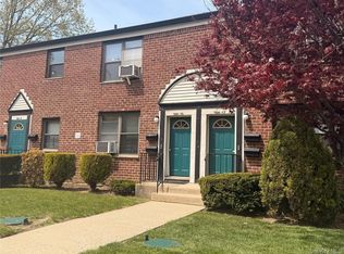 196-15 69th Avenue #2, Fresh Meadows, NY 11365