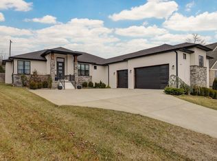 2555 E Old Ivy St, Springfield, MO 65804