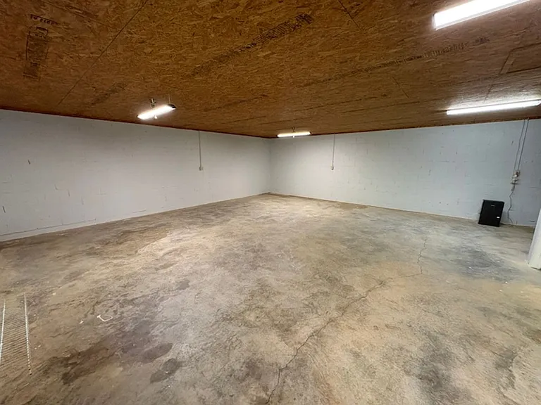 160 Burning Oaks Dr — Photo 24