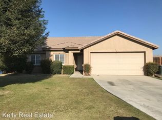 8402 Golden Perch Ct, Bakersfield, CA 93312