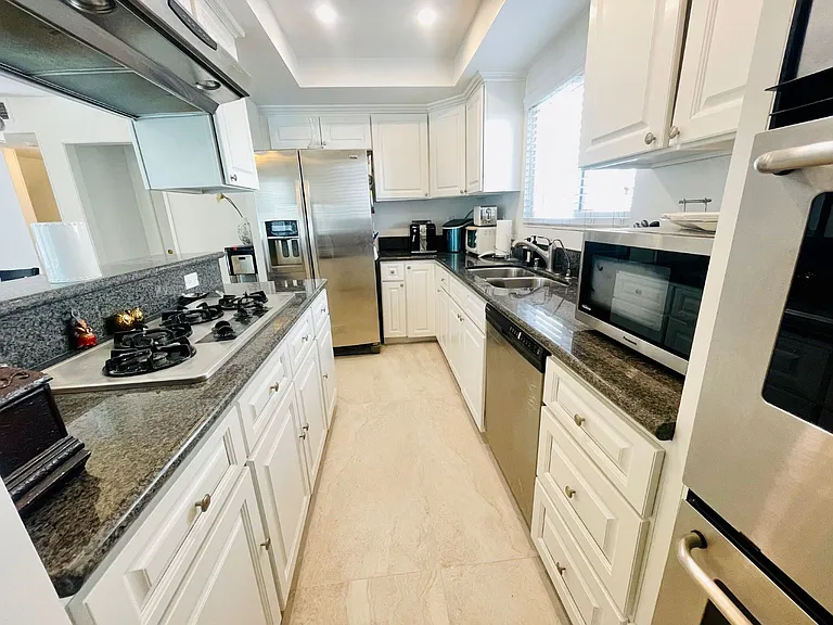 1307 Aviation Blvd #A — Photo 22