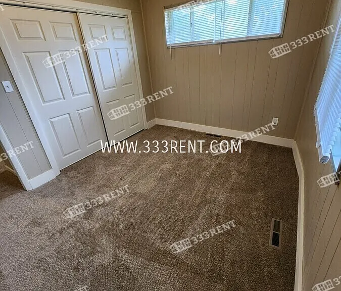 11308 McKinley Ave — Photo 11