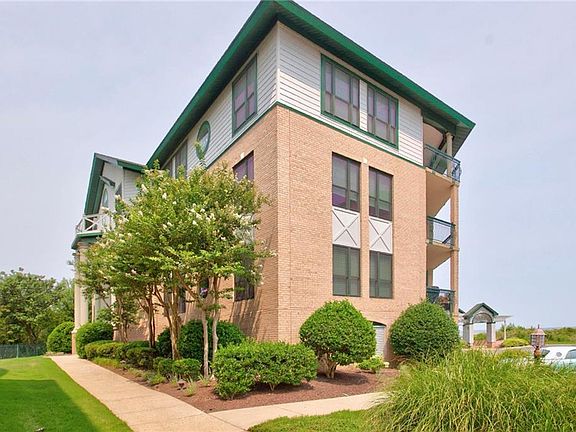3rd image of 3248 Page Ave APT 104