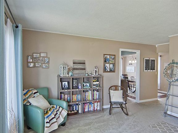 5th image of 723 Jeffrey Ct