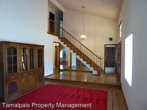 3rd image of 114 Santa Maria Dr
