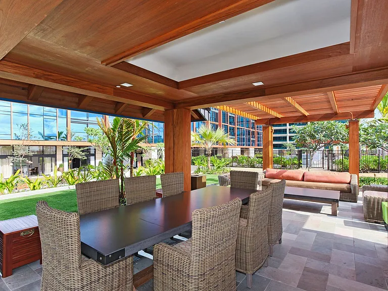 1555 Kapiolani Blvd #1915 — Photo 19