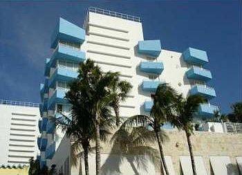 1st image of 225 Collins Ave APT 7J