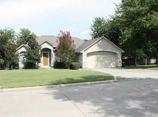 3606 Emerson Dr, Montgomery, TX 77356