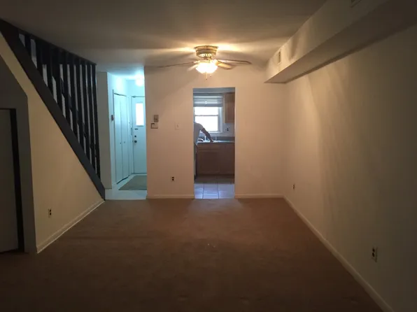 10 Mill St APT B, Medford, NJ 08055