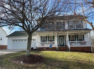 213 Camden Woods Dr, Thomasville, NC 27360