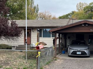 957 S J St, Lakeview, OR 97630