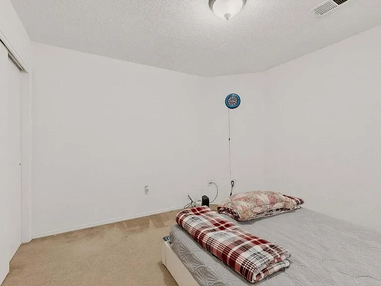 531 Manistee St SE — Photo 25