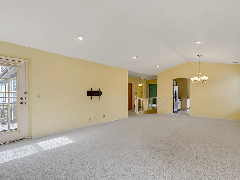 164 White Branch Ct — Photo 5