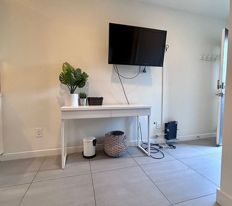 Campus Hill Apartments 4204 Campus Ave San Diego CA Zillow