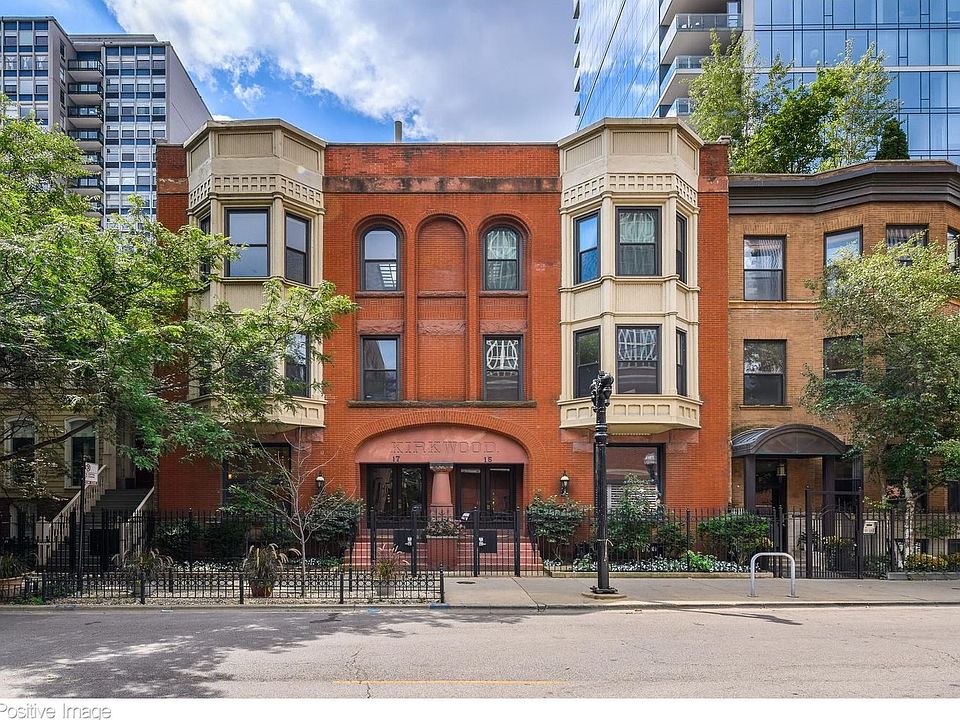 1st image of 17 E Division St #1E