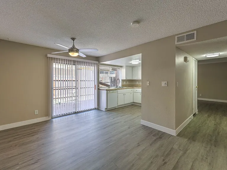 1481 Living Desert Dr #B — Photo 12