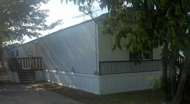 2nd image of 812 Saint Moritz Dr #113