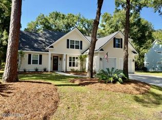 45 Osprey Rd, Beaufort, SC 29907