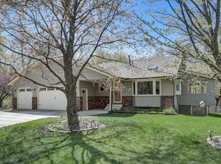 12411 Pioneer Rd, Minnetonka, MN 55343