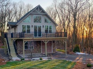 104 Winterberry Way, Hazle Township, PA 18202