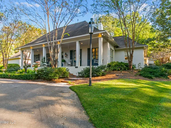 2055 Heritage Hill Dr, Jackson, MS 39211