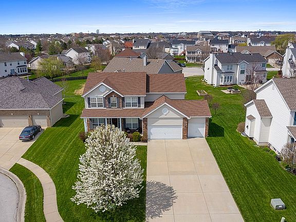 2nd image of 6809 Pelham Manor Dr