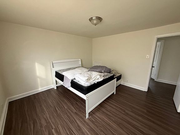 4th image of 60XX Belden St