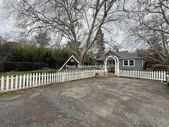 5th image of 2850 Delmar Ave