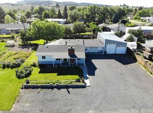 342 N Quincy Ave, Hines, OR 97738