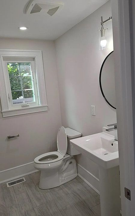 1st image of 42 Poe Ct #42