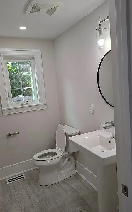 42 Poe Ct #42