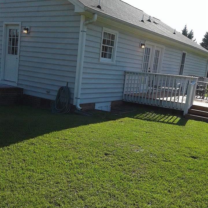 2nd image of 233 Scotts Ln