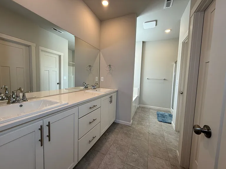 4057 SW Reindeer Ave — Photo 16