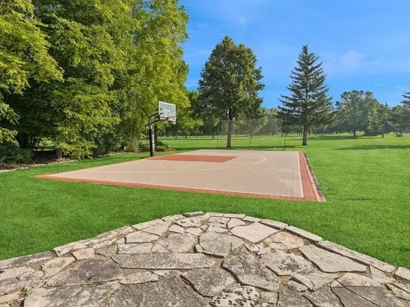 206 Fairway Cir, Glencoe, MN 55336