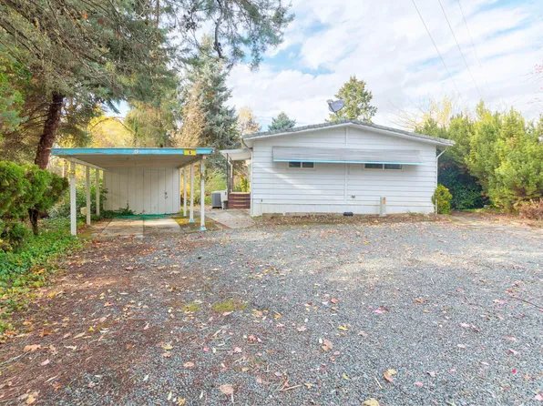 2172 Arnold Ave Space 5, Grants Pass, OR 97527