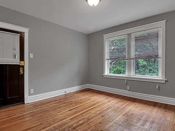 4th image of 4535 Cleveland Ave #2W-286