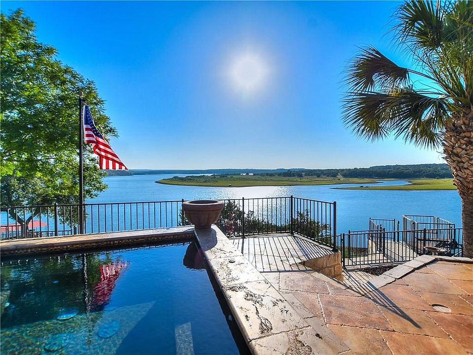 1st image of 329 Harbor Dr