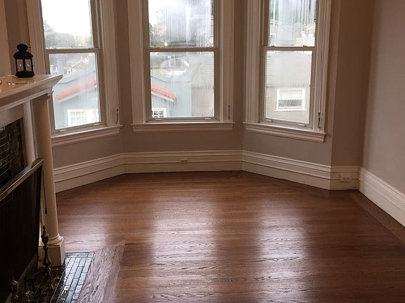 3rd image of 1573 Shrader St