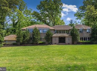 40 Spring Mill Ln, Cherry Hill, NJ 08003