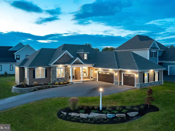 2523 Crowfoot Ln, East Petersburg, PA 17520